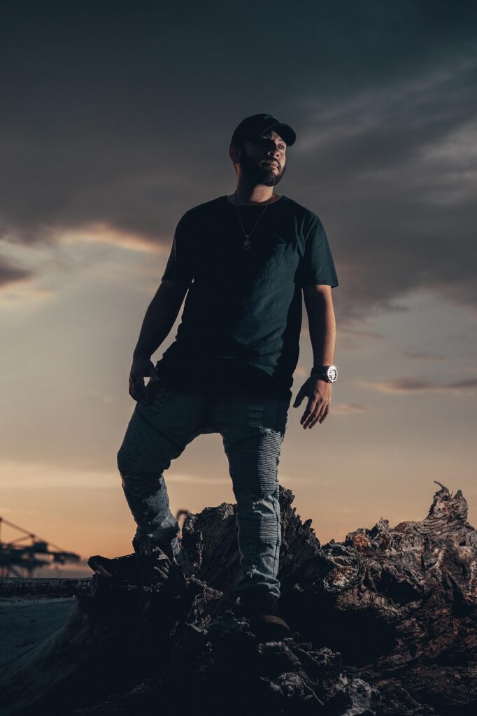 ニキビ跡に効果的なオールインワン男性用製品は？