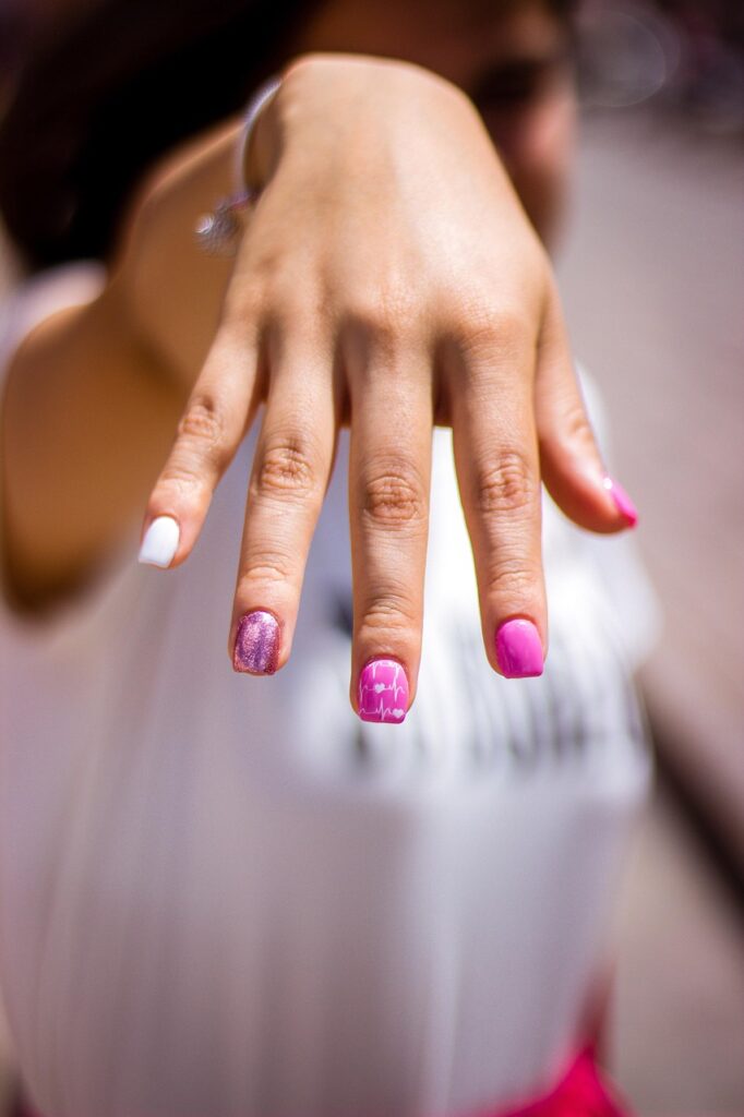 ニキビ跡をメンズがメイクで隠すための効果的な方法は？