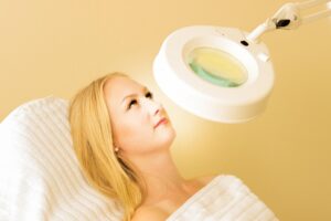 ニキビ跡のケアは期間どのくらいかかる？